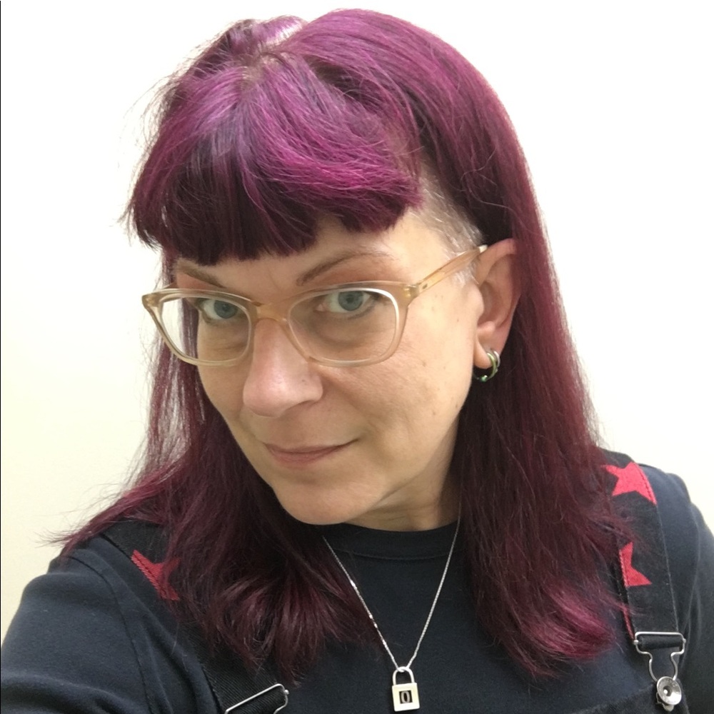 Meet your Posher, Denise